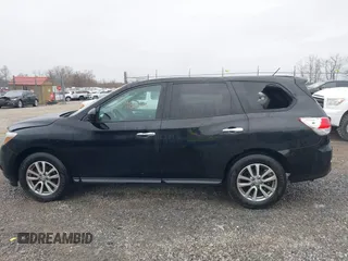 2013 Nissan Pathfinder SV with VIN 5N1AR2MM5DC646315, listed as a IAAI auction lot 41866616 with 150,978 mi miles. Bid and sale history available at carsss.com. Image 14.