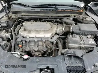 2017 Acura TLX V6 w/Technology Pkg with VIN 19UUB2F59HA003514, listed as a Copart auction lot 70516905 with 112,160 mi miles and Salvage title. Bid and sale history available at DreamBid. Image 13.