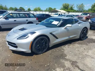 2018 Chevrolet Corvette 1LT z VIN 1G1YB2D73J5102194, wystawiony jako IAAI lot #42321149 z przebiegiem 103 086 mil mil oraz . Historia ofert i sprzedaży dostępna na DreamBid. Obrazek 2.