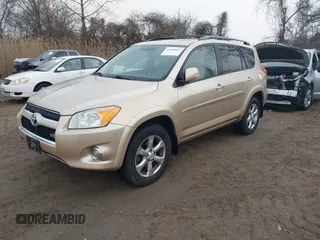 2009 Toyota RAV4 Ltd with VIN 2T3BK31V39W008861, listed as a IAAI auction lot 41690921 with 198,510 mi miles. Bid and sale history available at carsss.com. Image 18.