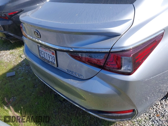 2023 Lexus ES with VIN 58ADA1C15PU029154, listed as a IAAI auction lot 41232311 with 15,900 mi miles. Bid and sale history available at carsss.com. Image 16.