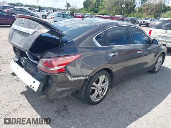 2013 Nissan Altima SV with VIN 1N4BL3AP7DC244977, listed as a IAAI auction lot 41656408 with 151,807 mi miles and . Bid and sale history available at DreamBid. Image 4.