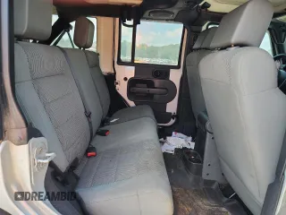2007 Jeep Wrangler Unlimited Sahara с VIN 1J4GA59167L183198, выставлен на аукционе Copart как лот 62135995 с пробегом Не указан миль и Списание • Salvage title. История ставок и продаж доступна на DreamBid. Изображение 10.