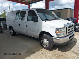 2012 Ford Econoline Cargo Commercial z VIN 1FTNE1EWXCDA13930, wystawiony jako IAAI lot #42591782 z przebiegiem 218 930 mil mil oraz . Historia ofert i sprzedaży dostępna na DreamBid. Obrazek 1.
