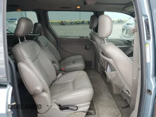 2003 Chrysler Town & Country LXi with VIN 2C8GP54L93R127334, listed as a Copart auction lot 51781955 with 256,353 mi miles and Salvage Title. Bid and sale history available at carsss.com. Image 11.