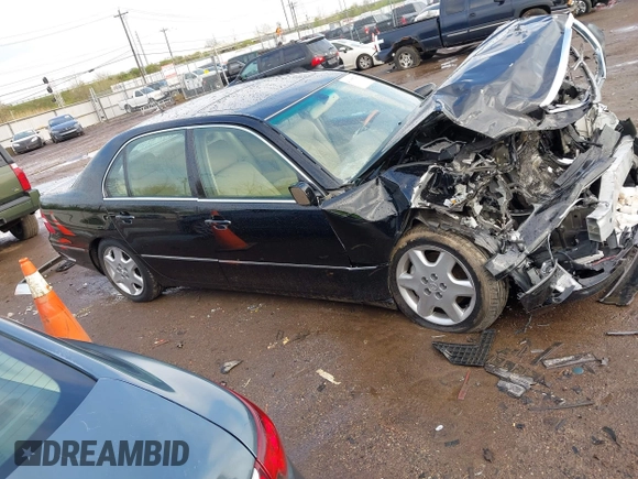 2005 Lexus LS 430 with VIN JTHBN36F450174554, listed as a IAAI auction lot 41989741 with Not Provided miles. Bid and sale history available at carsss.com. Image 12.