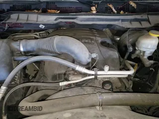 2017 Ram 1500 Tradesman z VIN 1C6RR7FT4HS523066, wystawiony jako Copart lot #71131565 z przebiegiem 140 853 mil mil oraz Czysty tytuł • Clean title. Historia ofert i sprzedaży dostępna na DreamBid. Obrazek 13.