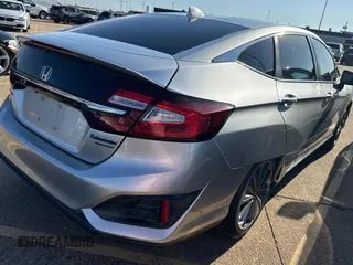 2018 Honda Clarity Plug-In Hybrid Touring with VIN JHMZC5F35JC001933, listed as a Copart auction lot 77979214 with 122,447 mi miles and Clean Title. Bid and sale history available at carsss.com. Image 4.