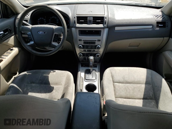 2010 Ford Fusion SE z VIN 3FAHP0HA7AR287260, wystawiony jako Copart lot #59298685 z przebiegiem 231 642 mil mil oraz Szkoda całkowita • Salvage title. Historia ofert i sprzedaży dostępna na DreamBid. Obrazek 8.