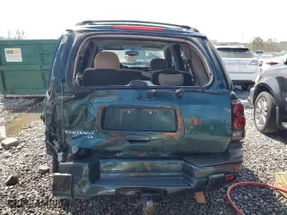 2005 Chevrolet TrailBlazer LS with VIN 1GNDS13S652251266, listed as a Copart auction lot 48693695 with 249,071 mi miles and Salvage Title. Bid and sale history available at carsss.com. Image 6.