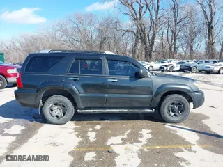 2006 Toyota 4Runner SR5 with VIN JTEZU14R260083445, listed as a IAAI auction lot 41734422 with 201,434 mi miles. Bid and sale history available at carsss.com. Image 13.