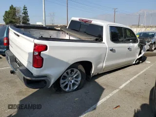2022 CHEVROLET C1500 LTZ with VIN 1GCPAEETXNZ589525, listed as a Copart auction lot 83074804 with 26,139 mi miles and Salvage Title. Bid and sale history available at DreamBid. Image 3.