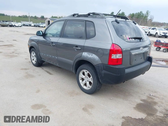 2009 Hyundai Tucson Limited with VIN KM8JN12D39U001608, listed as a IAAI auction lot 42132678 with 182,337 mi miles. Bid and sale history available at carsss.com. Image 3.