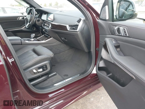 2021 BMW X5 M50i with VIN 5UXJU4C04M9G03418, listed as a IAAI auction lot 40705167 with 24,073 mi miles and . Bid and sale history available at DreamBid. Image 5.