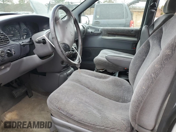 1998 Chrysler Town & Country LXi with VIN 1C4GP54L3WB501599, listed as a Copart auction lot 87932105 with 0 mi miles and Salvage Title. Bid and sale history available at carsss.com. Image 7.