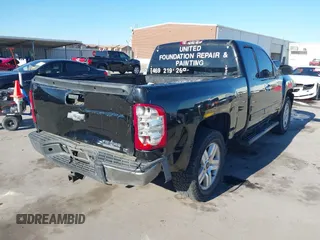 2007 Chevrolet Silverado 1500 LT w/2LT with VIN 2GCEC19J271675569, listed as a IAAI auction lot 41648141 with 293,825 mi miles. Bid and sale history available at carsss.com. Image 4.