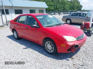 2007 Ford Focus S z VIN 1FAFP34NX7W270752, wystawiony jako IAAI lot #42452121 z przebiegiem 208 470 mil mil oraz . Historia ofert i sprzedaży dostępna na DreamBid. Obrazek 1.