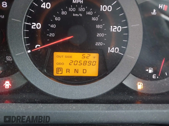 2007 Toyota RAV4 Limited with VIN JTMZD31V476039804, listed as a IAAI auction lot 41919990 with 205,890 mi miles. Bid and sale history available at carsss.com. Image 7.