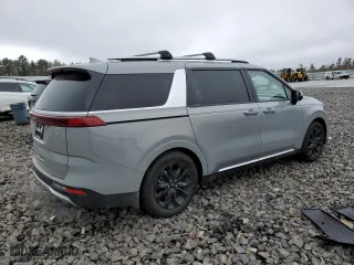 2022 Kia Carnival SX with VIN KNDNE5H36N6148600, listed as a Copart auction lot 52633034 with 69,307 mi miles and Salvage Title. Bid and sale history available at carsss.com. Image 3.