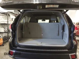 2019 Toyota Highlander Limited with VIN 5TDDZRFH1KS953891, listed as a IAAI auction lot 41979987 with 159,986 mi miles and . Bid and sale history available at DreamBid. Image 17.