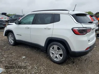 2022 Jeep Compass Altitude with VIN 3C4NJCBB3NT204949, listed as a Copart auction lot 57820975 with 18,098 mi miles and Salvage title. Bid and sale history available at DreamBid. Image 2.
