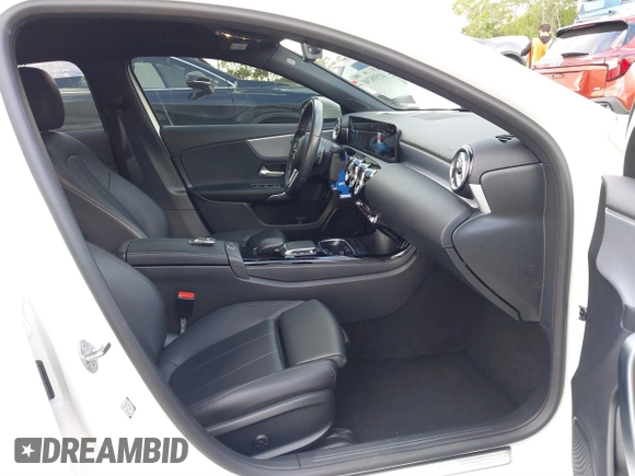 2022 Mercedes-Benz A 220 with VIN W1K3G4EB5NJ341170, listed as a IAAI auction lot 41598290 with 33,325 mi miles and . Bid and sale history available at DreamBid. Image 5.