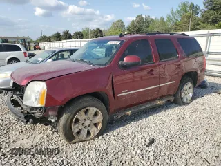 2011 GMC Yukon SLT z VIN 1GKS1CE0XBR145985, wystawiony jako Copart lot #53055535 z przebiegiem 227 883 mil mil oraz Szkoda całkowita • Salvage title. Historia ofert i sprzedaży dostępna na DreamBid. Obrazek 1.