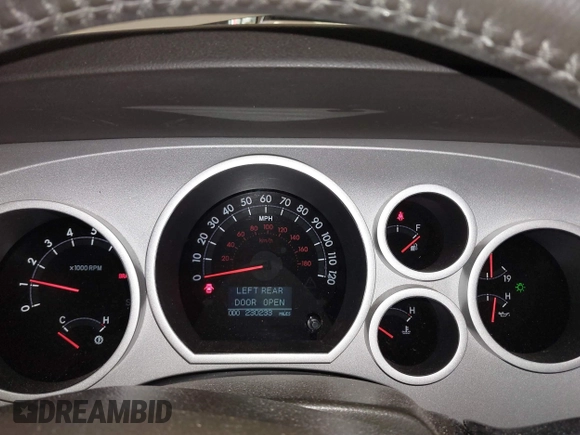 2008 Toyota Tundra Limited z VIN 5TBEV58198S476301, wystawiony jako IAAI lot #41528085 z przebiegiem 230 233 mil mil oraz . Historia ofert i sprzedaży dostępna na DreamBid. Obrazek 7.