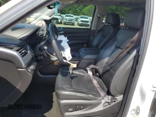 2017 Chevrolet Tahoe LT with VIN 1GNSCBKC2HR183726, listed as a Copart auction lot 60240815 with 164,845 mi miles and Clean title. Bid and sale history available at DreamBid. Image 7.