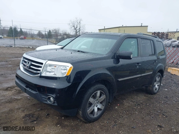 2012 Honda Pilot Touring with VIN 5FNYF4H94CB011228, listed as a IAAI auction lot 41808492 with 231,047 mi miles. Bid and sale history available at carsss.com. Image 23.