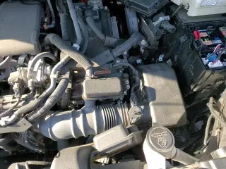 2022 Toyota Sienna XLE z VIN 5TDYRKEC6NS096454, wystawiony jako Copart lot #70185635 z przebiegiem 75 496 mil mil oraz Szkoda całkowita • Salvage title. Historia ofert i sprzedaży dostępna na DreamBid. Obrazek 16.