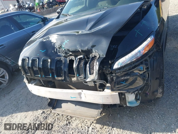 2018 Jeep Cherokee Latitude with VIN 1C4PJLCB0JD542574, listed as a IAAI auction lot 42506963 with 82,474 mi miles and . Bid and sale history available at DreamBid. Image 6.