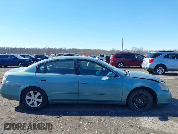 2002 Nissan Altima S with VIN 1N4AL11D92C152451, listed as a IAAI auction lot 41628699 with 143,184 mi miles. Bid and sale history available at carsss.com. Image 13.