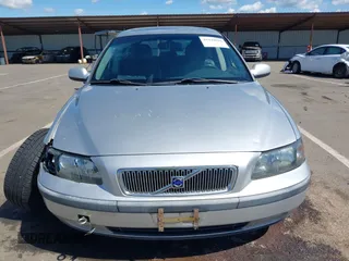 2002 Volvo V70 with VIN YV1SW58D322240530, listed as a IAAI auction lot 41944556 with 104,160 mi miles and . Bid and sale history available at DreamBid. Image 12.