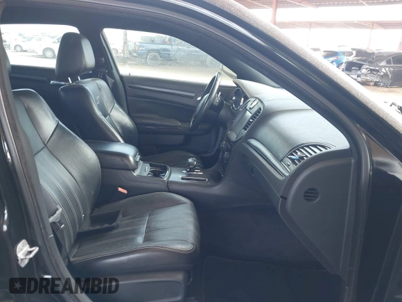 2012 Chrysler 300 S with VIN 2C3CCABGXCH313095, listed as a IAAI auction lot 41789401 with 186,302 mi miles and . Bid and sale history available at carsss.com. Image 5.