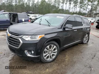 2020 Chevrolet Traverse Premier z VIN 1GNERKKWXLJ184992, wystawiony jako Copart lot #45860425 z przebiegiem 96 618 mil mil oraz Szkoda całkowita • Salvage title. Historia ofert i sprzedaży dostępna na DreamBid. Obrazek 1.