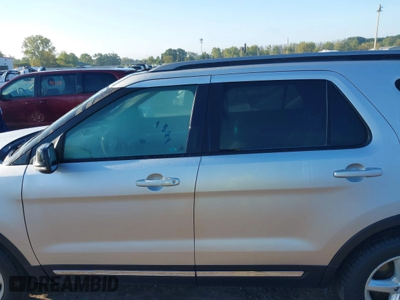 2016 Ford Explorer XLT with VIN 1FM5K8DH2GGC55289, listed as a IAAI auction lot 40302783 with 213,433 mi miles and . Bid and sale history available at DreamBid. Image 14.
