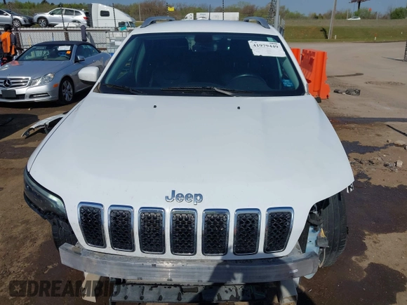 2019 Jeep Cherokee Limited with VIN 1C4PJLDBXKD487843, listed as a IAAI auction lot 41979449 with 104,545 mi miles. Bid and sale history available at carsss.com. Image 13.