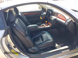 2005 Lexus SC 430 z VIN JTHFN48Y450071558, wystawiony jako IAAI lot #41939636 z przebiegiem 158 402 mil mil oraz . Historia ofert i sprzedaży dostępna na DreamBid. Obrazek 5.