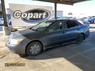 2003 Honda Accord LX z VIN JHMCM56353C079005, wystawiony jako Copart lot #55826945 z przebiegiem 171 844 mil mil oraz Szkoda całkowita • Salvage title. Historia ofert i sprzedaży dostępna na DreamBid. Obrazek 1.
