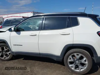 2018 Jeep Compass Limited with VIN 3C4NJDCB6JT360417, listed as a IAAI auction lot 41786511 with 69,929 mi miles and . Bid and sale history available at carsss.com. Image 15.