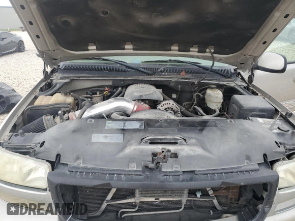 2004 GMC Yukon SLT with VIN 1GKEC13Z34R313210, listed as a Copart auction lot 51150575 with 328,961 mi miles and Salvage Title. Bid and sale history available at carsss.com. Image 13.