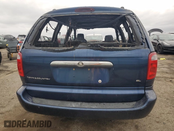 2002 Chrysler Town & Country eL with VIN 2C4GP34352R622666, listed as a Copart auction lot 47945585 with Not Provided miles and Salvage Title. Bid and sale history available at carsss.com. Image 6.