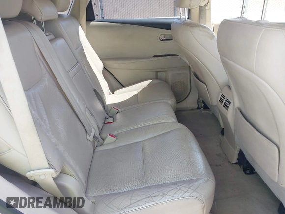 2013 Lexus RX 350 z VIN JTJBK1BA9D2450297, wystawiony jako IAAI lot #42349782 z przebiegiem 129 520 mil mil oraz . Historia ofert i sprzedaży dostępna na DreamBid. Obrazek 8.
