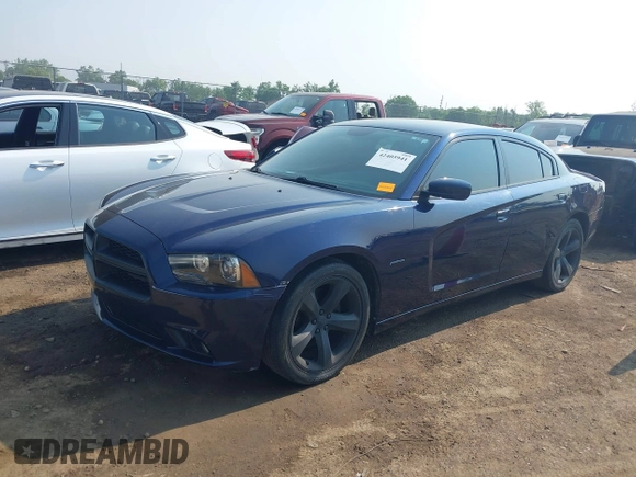 2014 Dodge Charger RT z VIN 2C3CDXCT8EH342657, wystawiony jako IAAI lot #42405941 z przebiegiem 131 120 mil mil oraz . Historia ofert i sprzedaży dostępna na DreamBid. Obrazek 2.