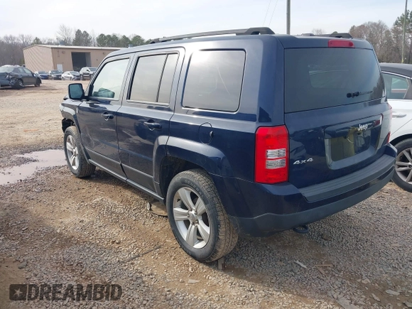 2014 Jeep Patriot Sport with VIN 1C4NJRBB4ED686680, listed as a IAAI auction lot 41585899 with 165,612 mi miles and . Bid and sale history available at DreamBid. Image 3.