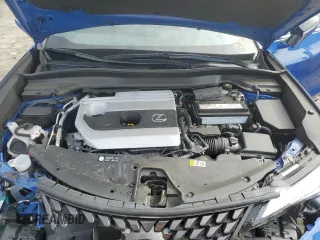 2022 Lexus UX 200 with VIN JTHX3JBH0N2049742, listed as a Copart auction lot 43215465 with 18,728 mi miles and Salvage title. Bid and sale history available at DreamBid. Image 11.
