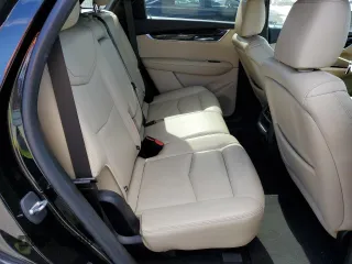 2019 Cadillac XT5 AWD z VIN 1GYKNBRSXKZ194538, wystawiony jako Copart lot #47940475 z przebiegiem 47 571 mil mil oraz Szkoda całkowita • Salvage title. Historia ofert i sprzedaży dostępna na DreamBid. Obrazek 11.