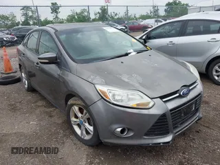 2012 Ford Focus SE с VIN 1FAHP3F2XCL104044, выставлен на аукционе IAAI как лот 42278754 с пробегом Не указан миль и . История ставок и продаж доступна на DreamBid. Изображение 1.