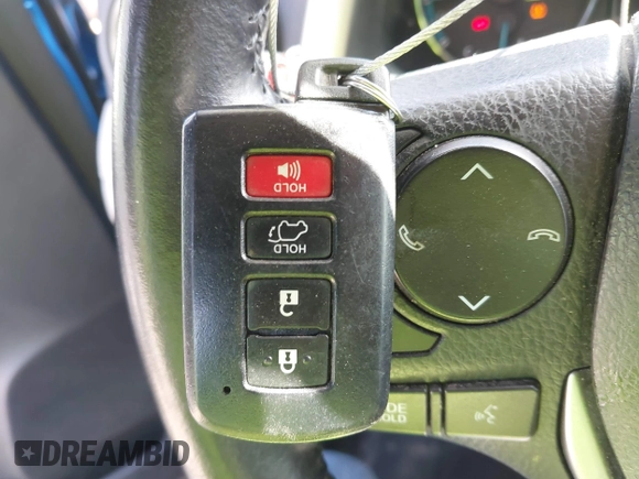 2016 Toyota RAV4 Hybrid XLE with VIN JTMRJREV5GD014170, listed as a IAAI auction lot 41822178 with 89,676 mi miles. Bid and sale history available at carsss.com. Image 11.
